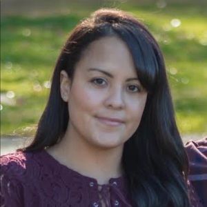 Meet your Posher, Alexandra